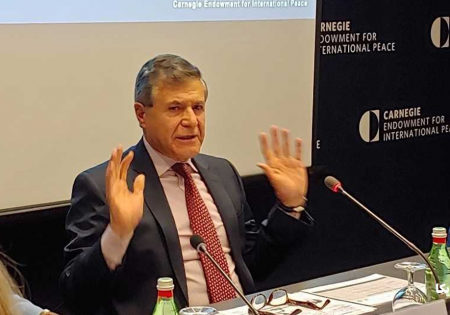 «نفت من کجاست؟» نشستی در بنیاد کارنگی درباره فساد مالی جمهوری اسلامی 